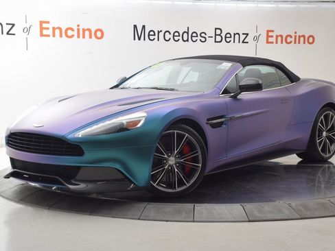 Used 2014 Aston Martin Vanquish Volante image 2