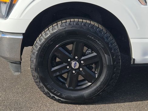 Used 2023 Ford F150 XLT image 9
