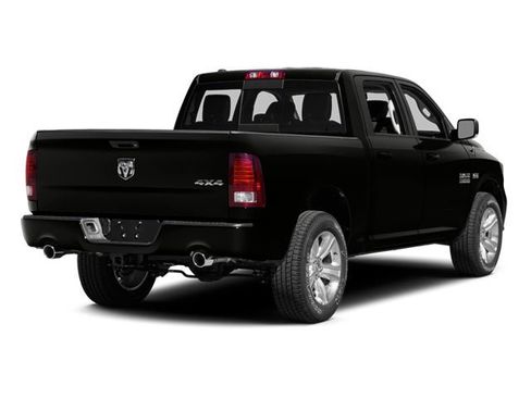 Used 2014 RAM 1500 Laramie w/ Convenience Group AWD/4WD image 3