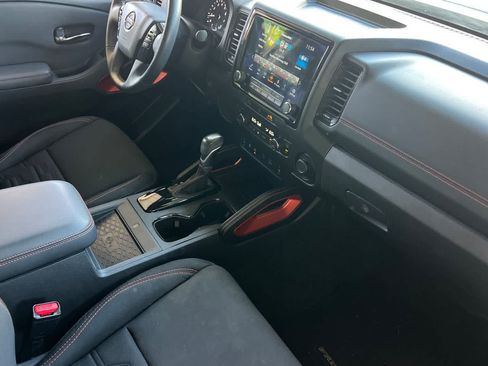 Used 2024 Nissan Frontier Pro-X w/ Pro Convenience Package RWD image 17