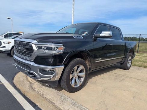 Used 2021 RAM 1500 Limited w/ Advanced Safety Group image 5