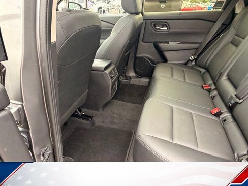 Used 2025 Nissan Rogue SL w/ SL Premium Package AWD/4WD image 7