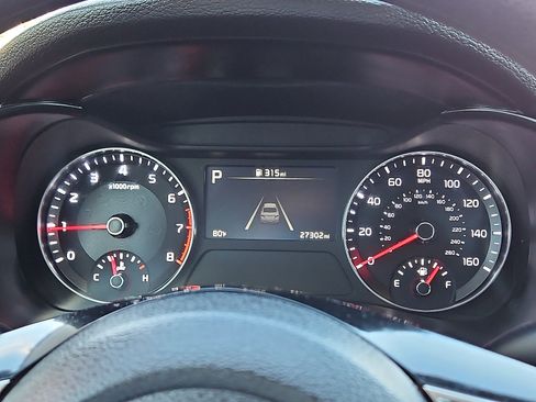 Used 2024 Kia Forte LXS image 17