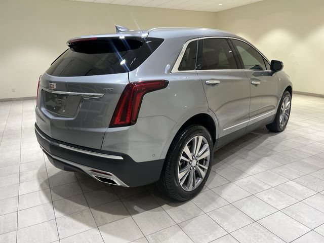 Certified 2024 Cadillac XT5 Premium Luxury w/ Technology Package FWD image 5