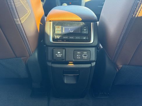 Certified 2025 Subaru Ascent Touring w/ Popular Package #2 image 27