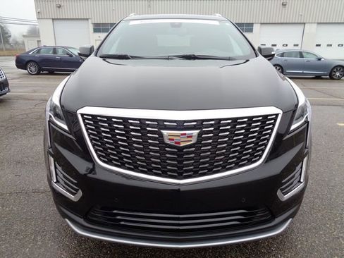 Certified 2023 Cadillac XT5 Premium Luxury w/ LPO, Floor Liner Package image 3