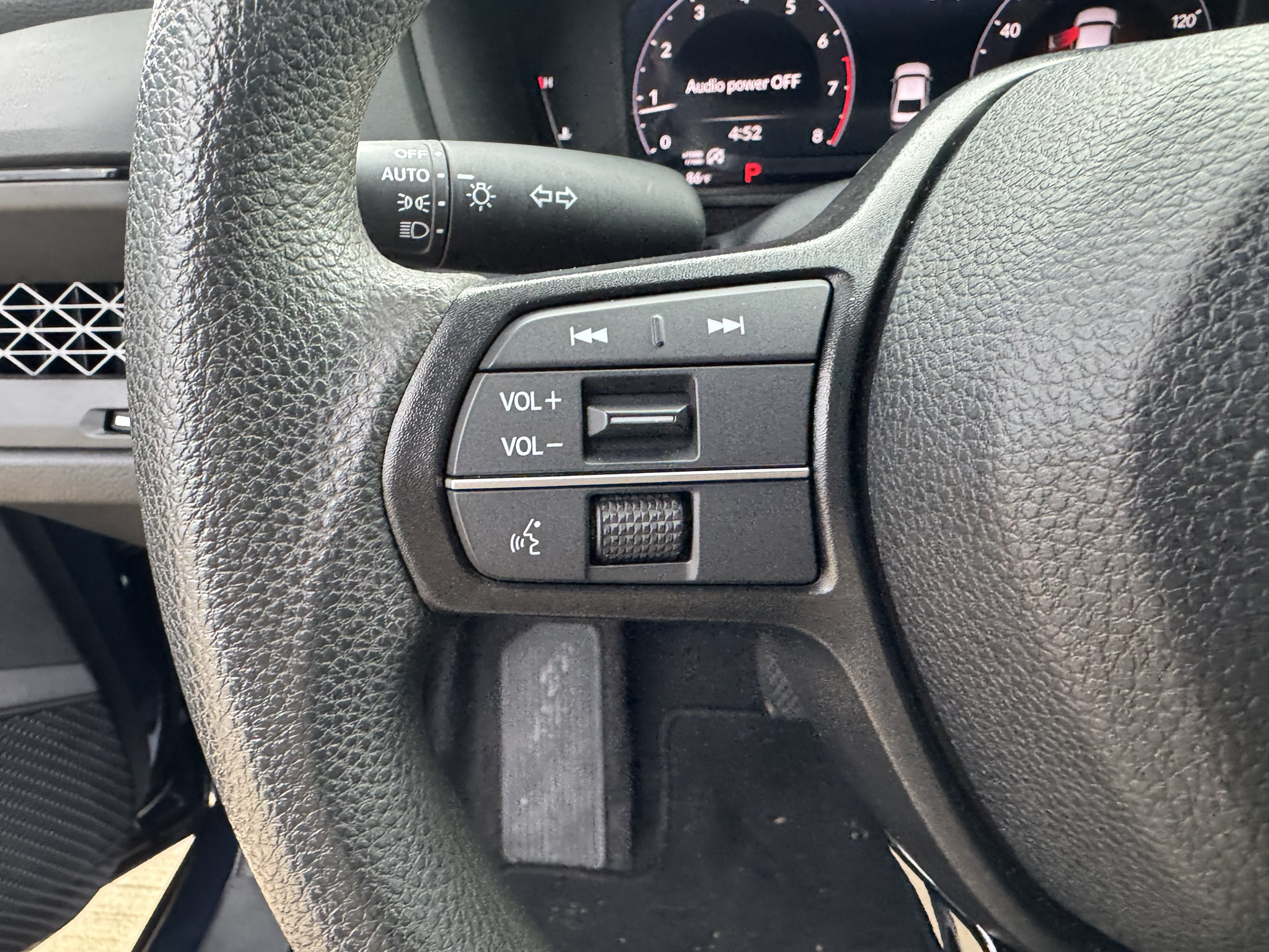 Certified 2023 Honda Accord EX image 11