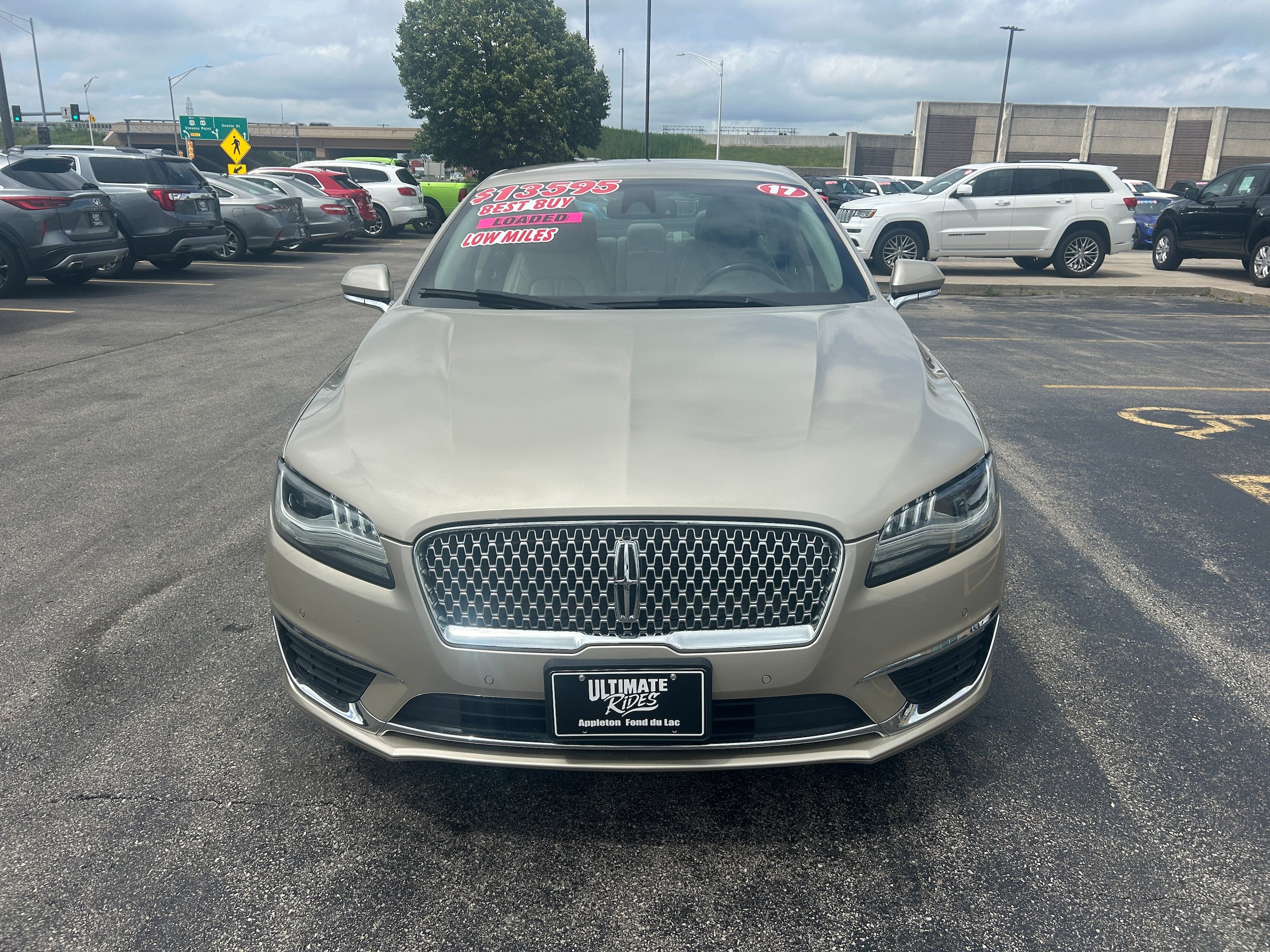Used 2017 Lincoln MKZ Select FWD image 2