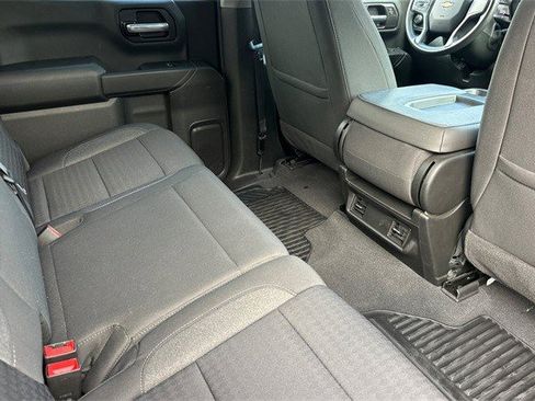 Certified 2022 Chevrolet Silverado 1500 Custom image 18