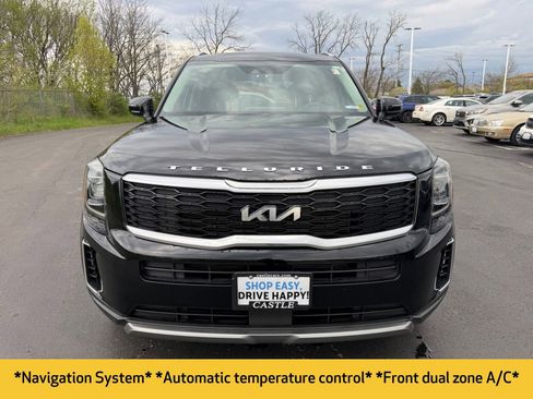 Used 2022 Kia Telluride S image 2