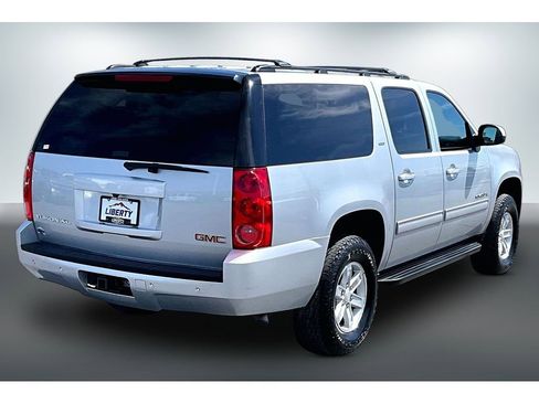 Used 2013 GMC Yukon XL SLT AWD/4WD image 6