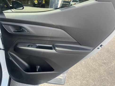 Used 2027 Chevrolet Bolt LT FWD image 20