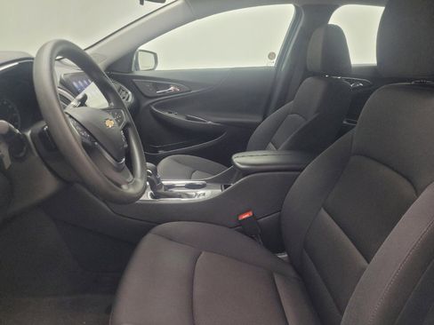 Used 2023 Chevrolet Malibu LT FWD image 17
