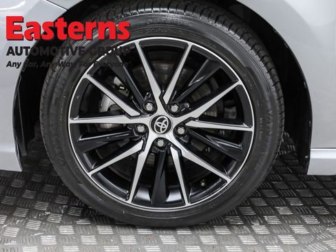 Used 2024 Toyota Camry SE FWD image 31