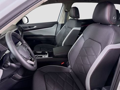 New 2026 Volkswagen Atlas Peak Edition AWD/4WD image 21