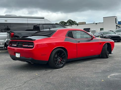 Used 2018 Dodge Challenger T/A image 3
