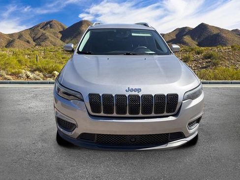Used 2021 Jeep Cherokee Latitude FWD image 4