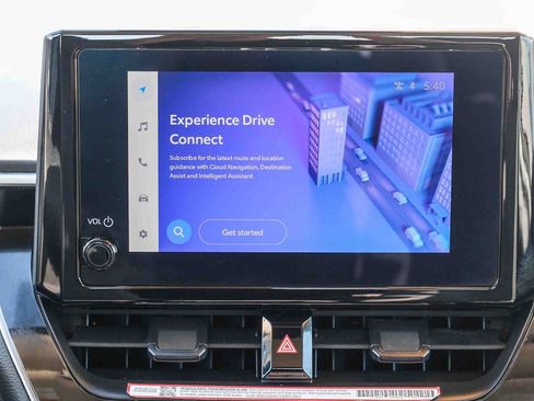 Used 2025 Toyota Corolla LE FWD image 15
