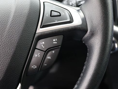 Used 2024 Ford Edge SEL image 20