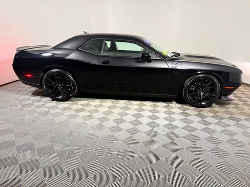 Used 2018 Dodge Challenger T/A RWD image 8