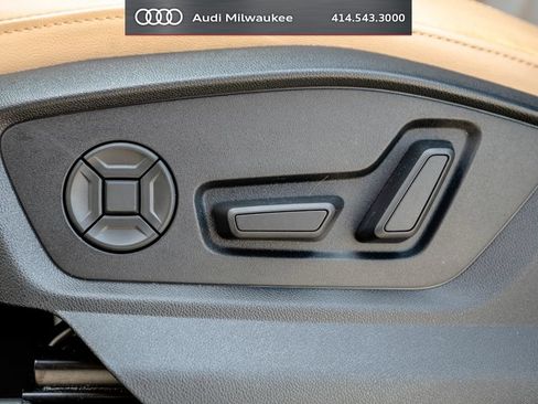 Used 2023 Audi Q7 2.0T Premium Plus w/ Premium Plus Package AWD/4WD image 26