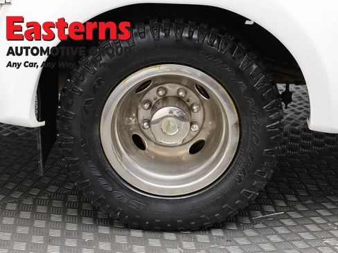 Used 2018 Ford E-350 and Econoline 350 Super Duty w/ Shuttle Bus Prep Package RWD image 27