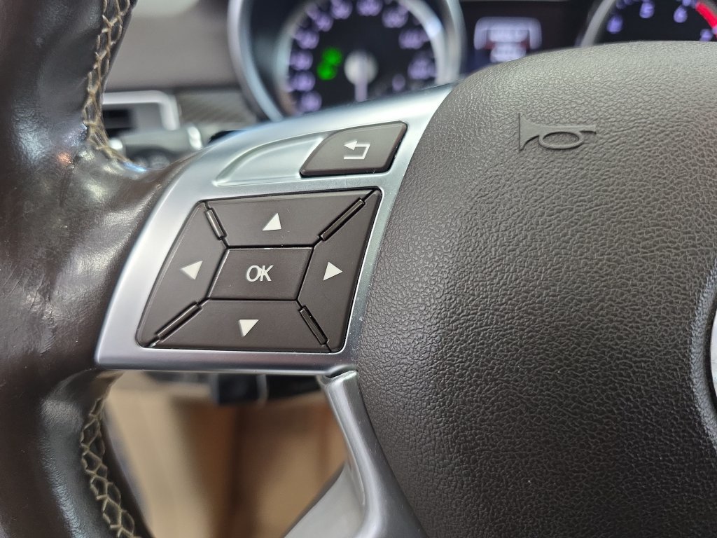 Used 2015 Mercedes-Benz ML 350 4MATIC w/ Premium 1 Package image 18