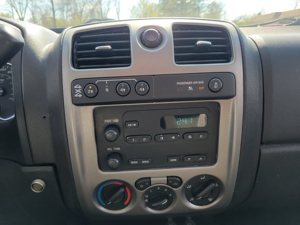 Used 2012 Chevrolet Colorado LT AWD/4WD image 37