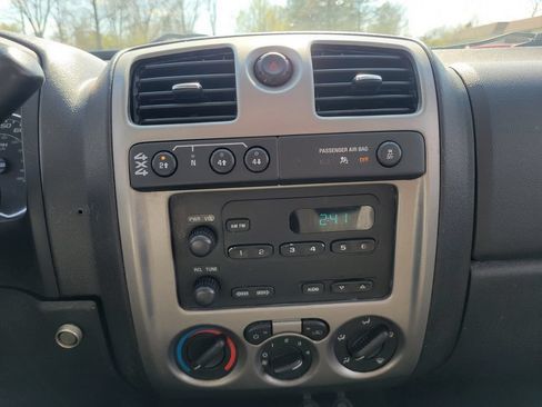 Used 2012 Chevrolet Colorado LT AWD/4WD image 37