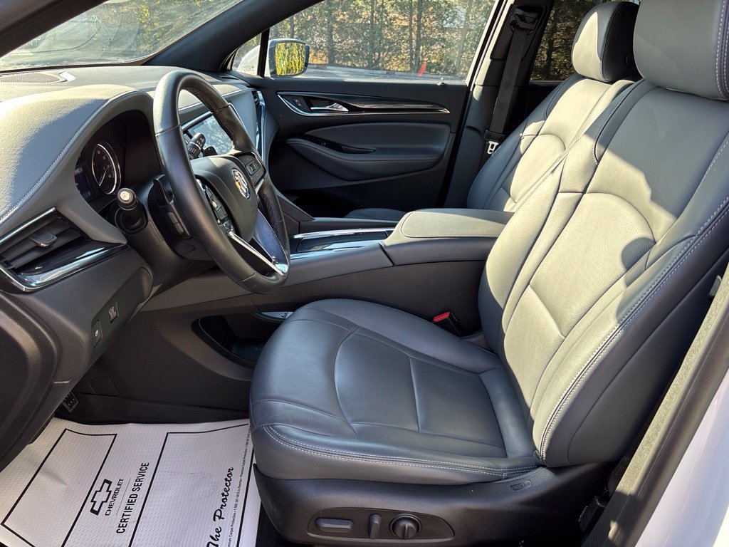 Used 2023 Buick Enclave Essence w/ Trailering Package, 5000 lbs. FWD image 9