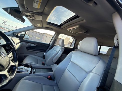 Used 2019 Honda Pilot Touring image 23