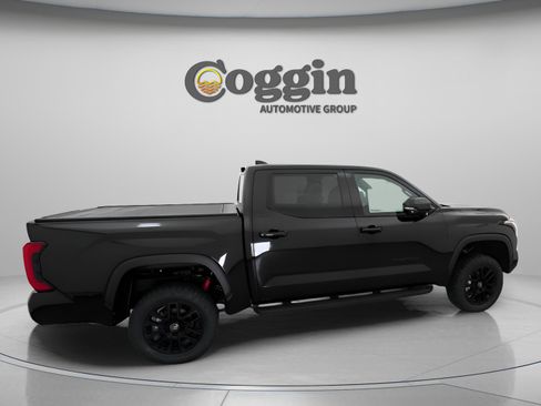 New 2026 Toyota Tundra Limited AWD/4WD image 22