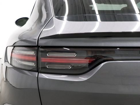 Used 2022 Porsche Cayenne Turbo image 53