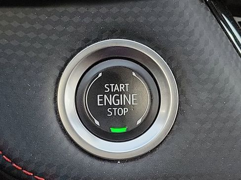 Used 2025 Chevrolet Equinox RS image 17