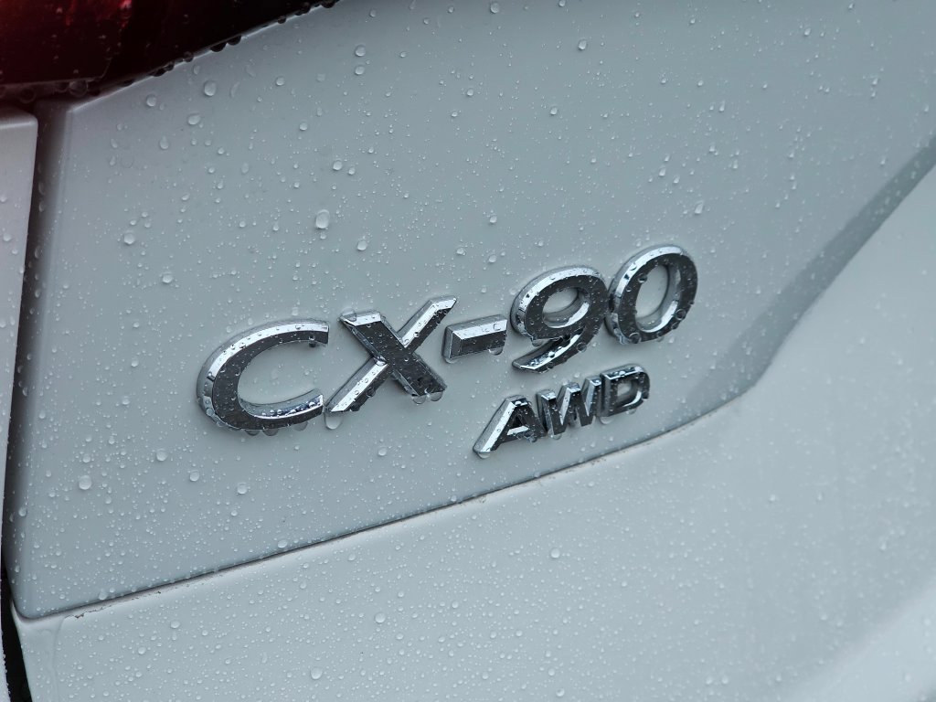 Used 2024 MAZDA CX-90 Plug-In Hybrid w/ Premium Plus AWD/4WD image 10