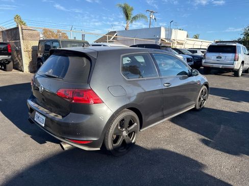 Used 2015 Volkswagen GTI SE w/ Lighting Package (SEL) FWD image 10