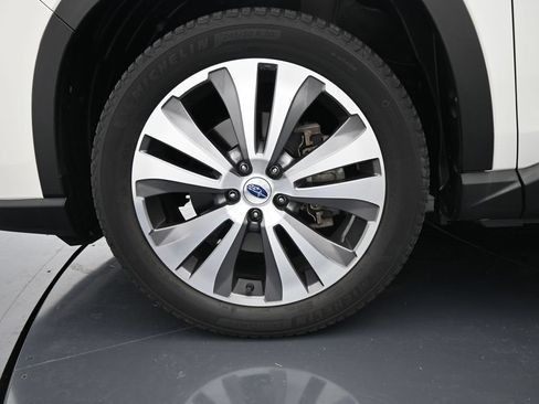 Used 2019 Subaru Ascent Touring AWD/4WD image 14