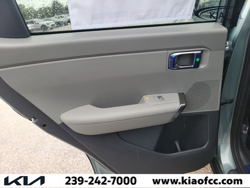 New 2027 Kia Seltos S FWD image 12