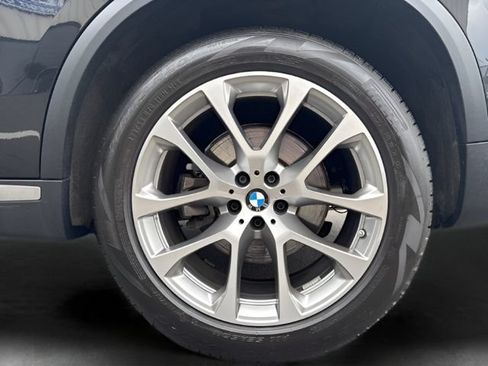 Used 2023 BMW X5 xDrive40i w/ Premium Package AWD/4WD image 38