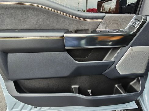 Used 2024 Ford F450 Platinum w/ FX4 Off-Road Package image 12