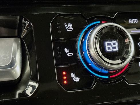 Certified 2024 GMC Sierra 3500 Denali w/ Denali Reserve Package image 25