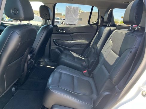 Used 2019 GMC Acadia SLT FWD image 13