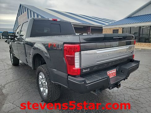 Used 2019 Ford F250 Platinum w/ Platinum Ultimate Package image 10