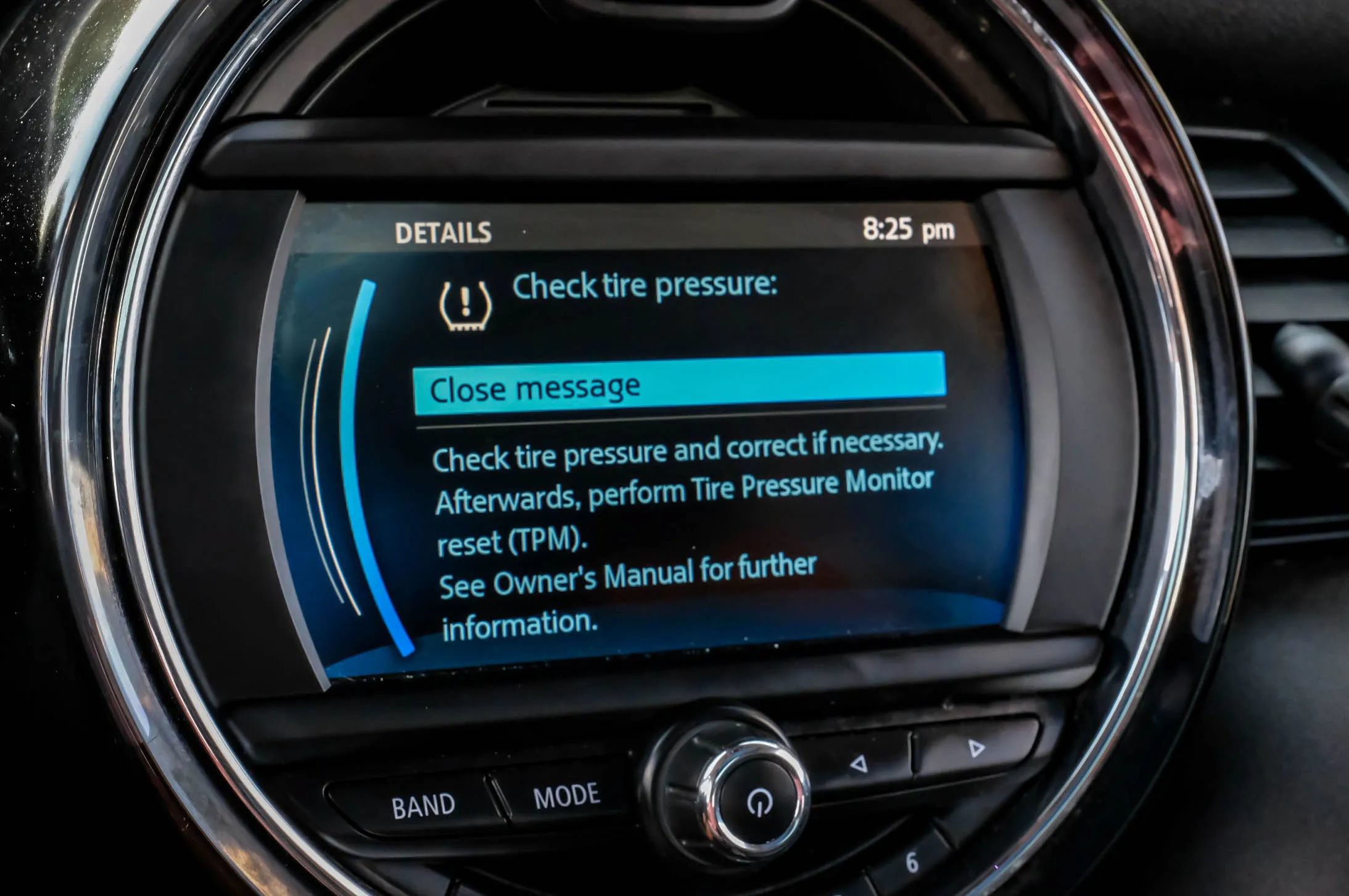 Used 2019 MINI Cooper 2-Door Hardtop FWD image 27