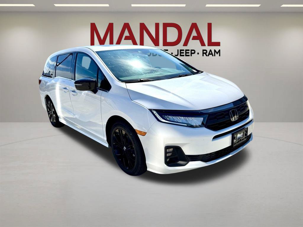 Used 2025 Honda Odyssey Sport-L image 3