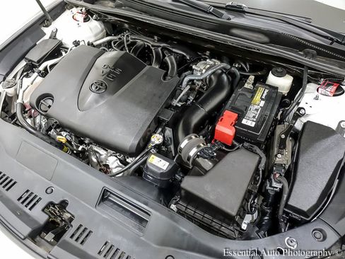 Used 2019 Toyota Avalon Limited image 28