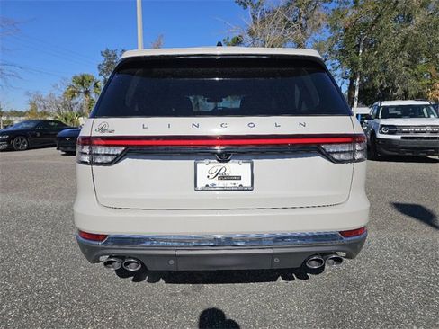 New 2025 Lincoln Aviator Reserve w/ Equipment Group 201A image 4