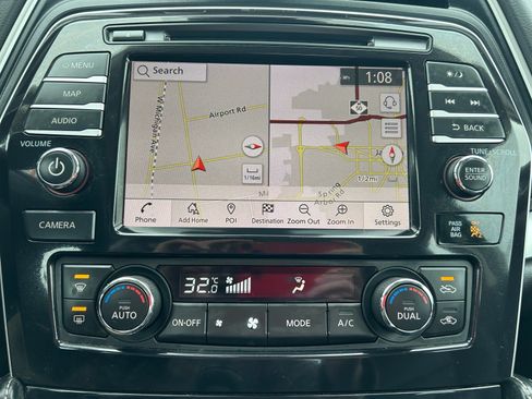 Used 2023 Nissan Maxima SL FWD image 27