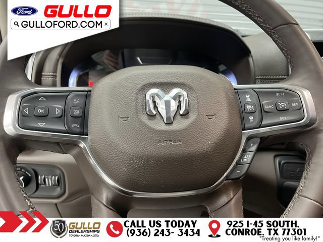 Used 2025 RAM 3500 Laramie AWD/4WD image 22