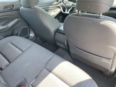 Used 2025 Nissan Altima 2.5 SV FWD image 18